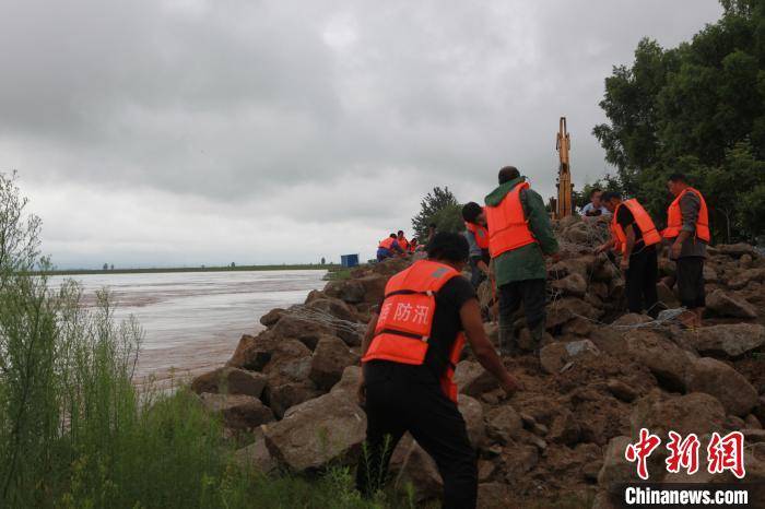 kycom-
陕西省水利系统乐成处置今年渭河1号洪水顶冲重大险情(图5)