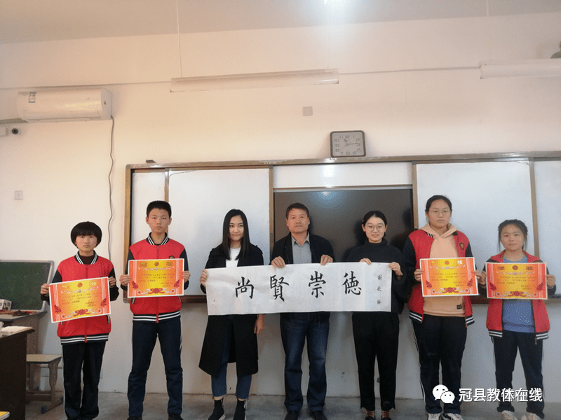 ky.com-
【校园短讯】万善中学举行第一届校园文化艺术节(图5)