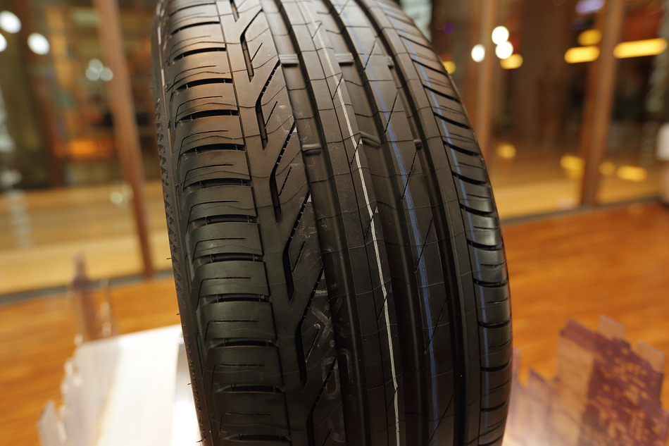 
MACD选股的方法和步骤是什么“kycom”(图1)