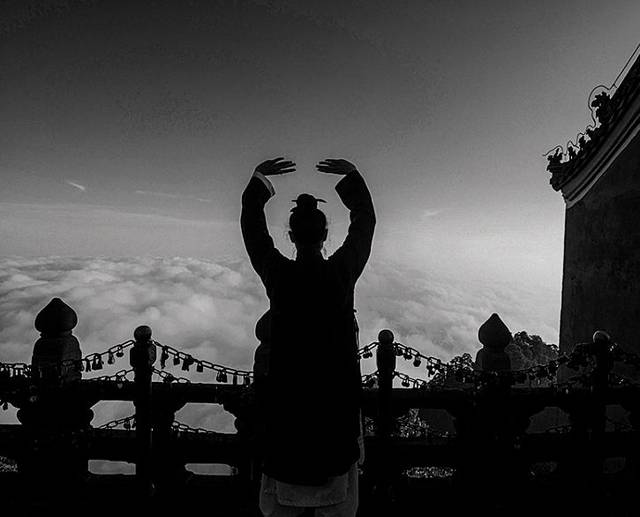 洲明科技营收小幅增长，业绩不达预期“kycom”(图1)