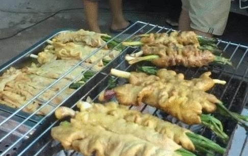 猎鹰解期：螺纹钢期货3月17日操作建议【kycom】(图1)