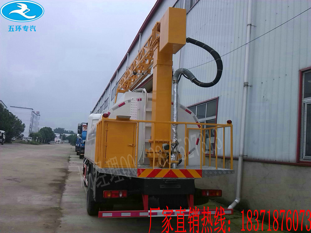 吴冠中：磨印章与烧藏画：ky com(图2)