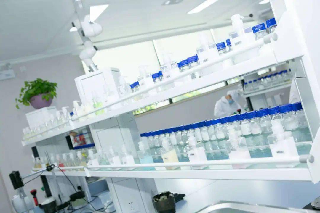 ky.com_
优质化妆品不仅仅靠入口 好用又省钱的双十一攻略来啦!(图11) ky.com_
优质化妆品不仅仅靠入口 好用又省钱的双十一攻略来啦!(图11)