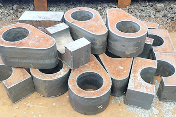 “ky.com”
花鸟画艺术造形中的情感体现(图1)