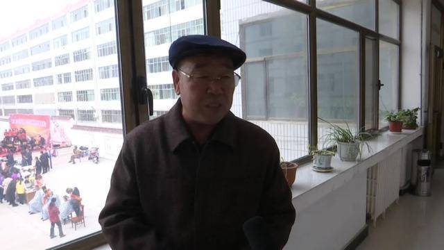 ky com|
乌兰镇举行暮年人文化艺术节暨敬老月系列运动(图4)